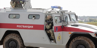 В Туле спецназ уничтожил "террористов" в Суворовском училище