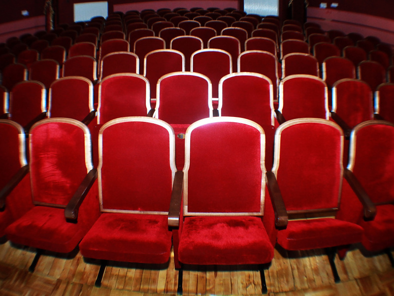 Театры готовятся к встрече со зрителями