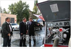 Павел Путилин посмотрел новую противопожарную технику в работе