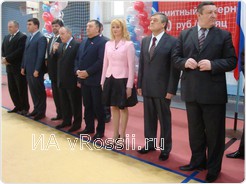 На открытии XII Всероссийских соревнований присутствовал мэр города, Светлана Хоркина, а также спонсоры мероприятия