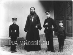 <em>До революции (фото www.pravoslavie.ru)</em>