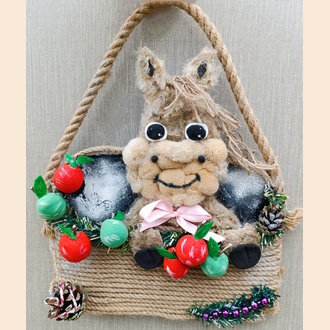 Коняшка в яблоках