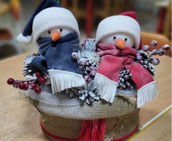 "Волшебные Снеговики-Весельчаки"