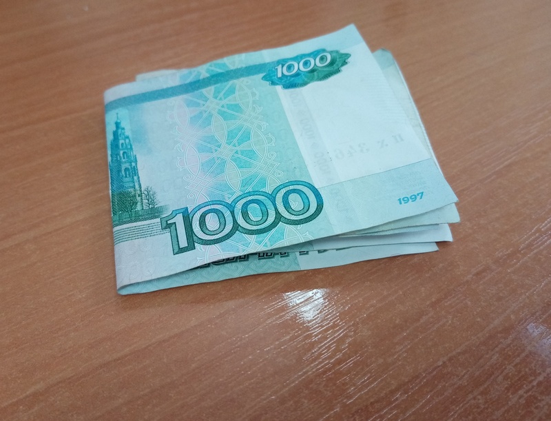 Уговорил на кредиты