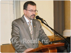 Как отметил начальник областного управления образования и науки Юрий Таран, за последние несколько лет это первое совещание с участием столь широкого круга специалистов