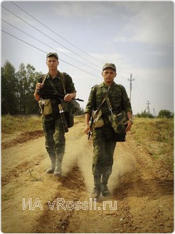 Днем я принимал активное участие в жизни своего взвода...