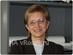 <i>Елена Елизарова</i>
