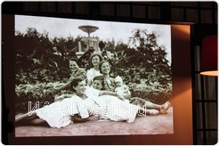 Во время презентации книги на экране показывали редкие фотографии парка